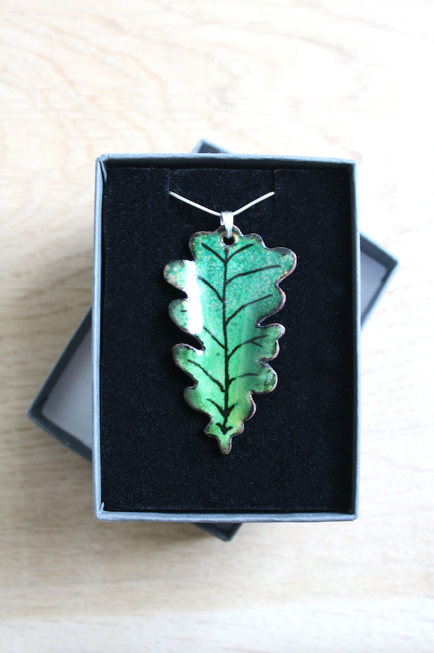 Oak Necklace