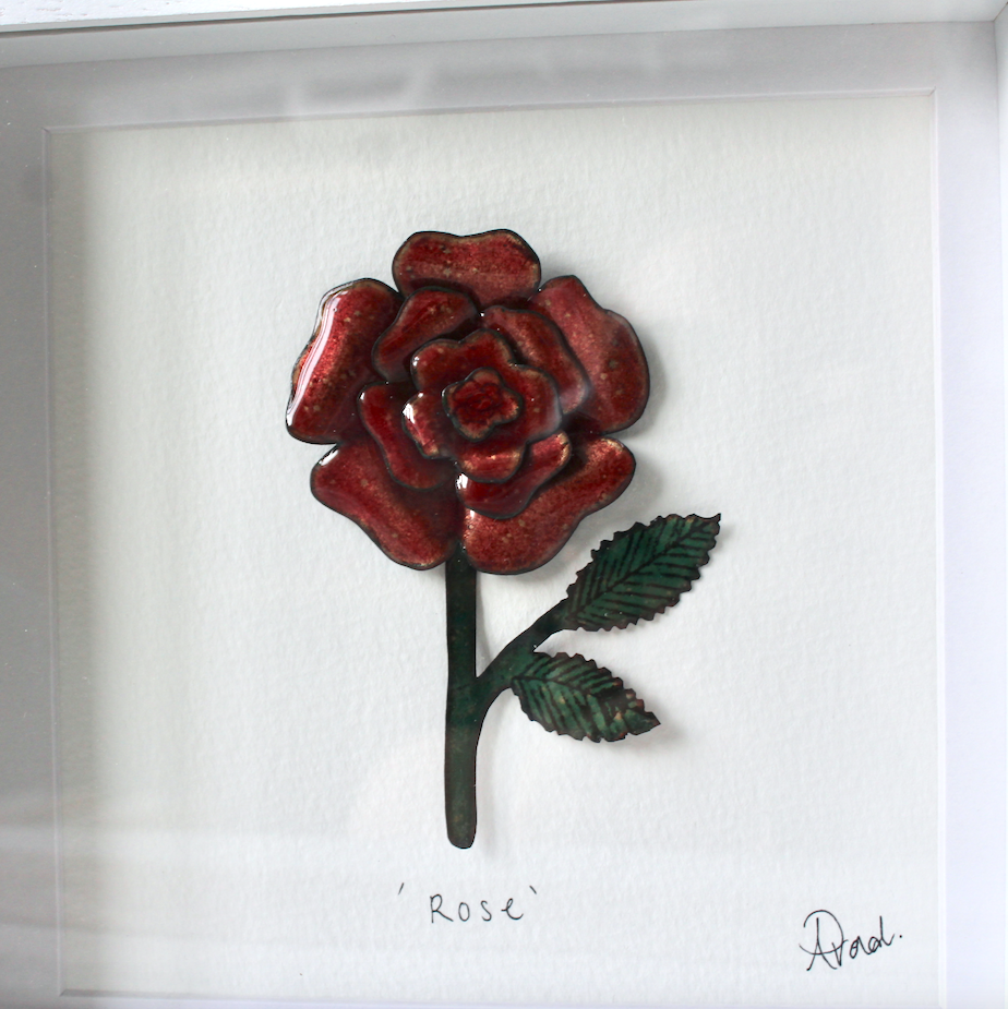 Rose - Medium Frame