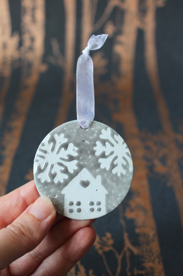 House Christmas Decoration - Grey